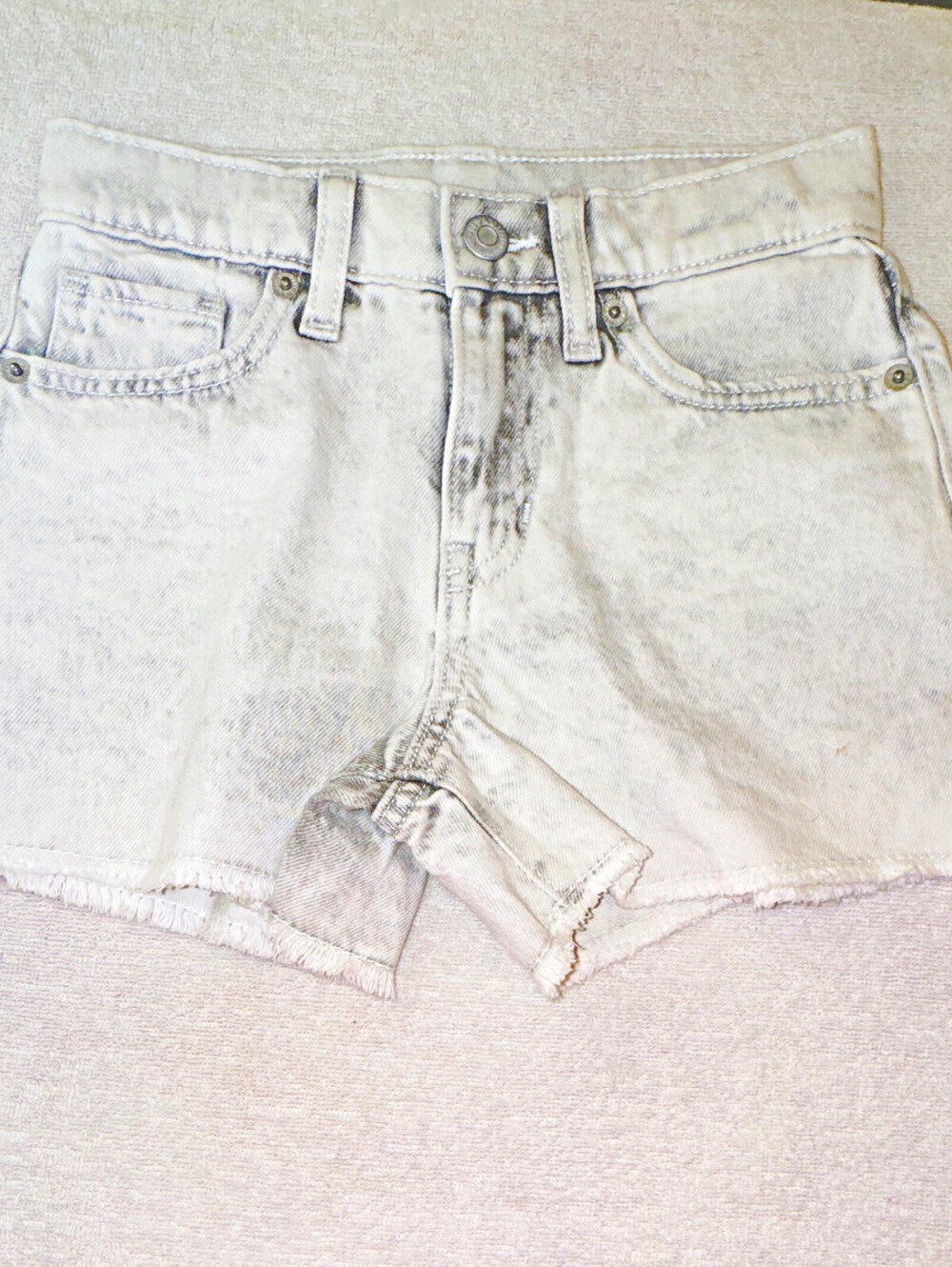 Old Navy Girls 8 White Light Wash Denim Cut-Off Shorts Adjustable Waist Pockets